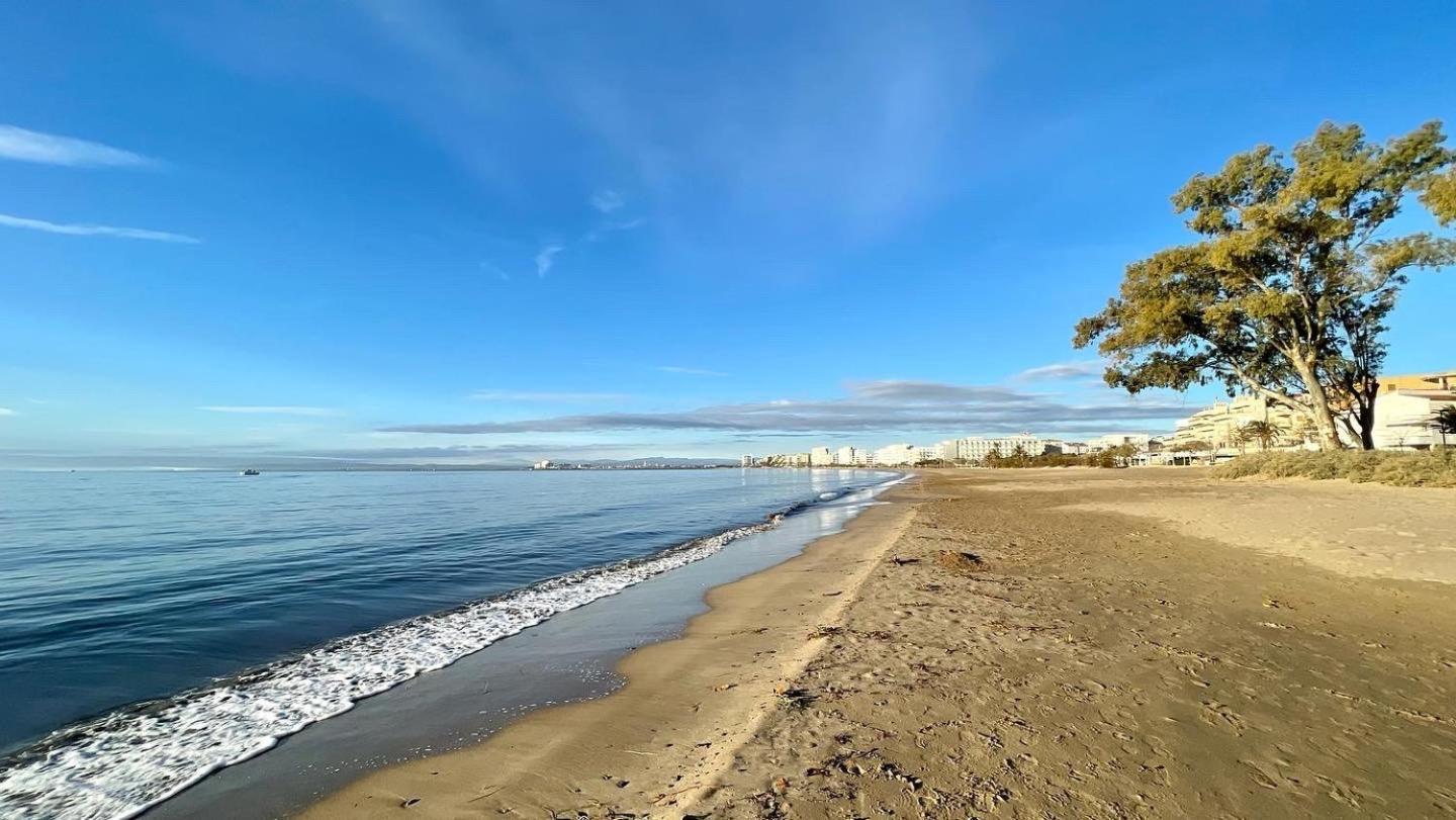 Apartamento Acogedor Con Piscina En Santa Margarita Roses Esterno foto