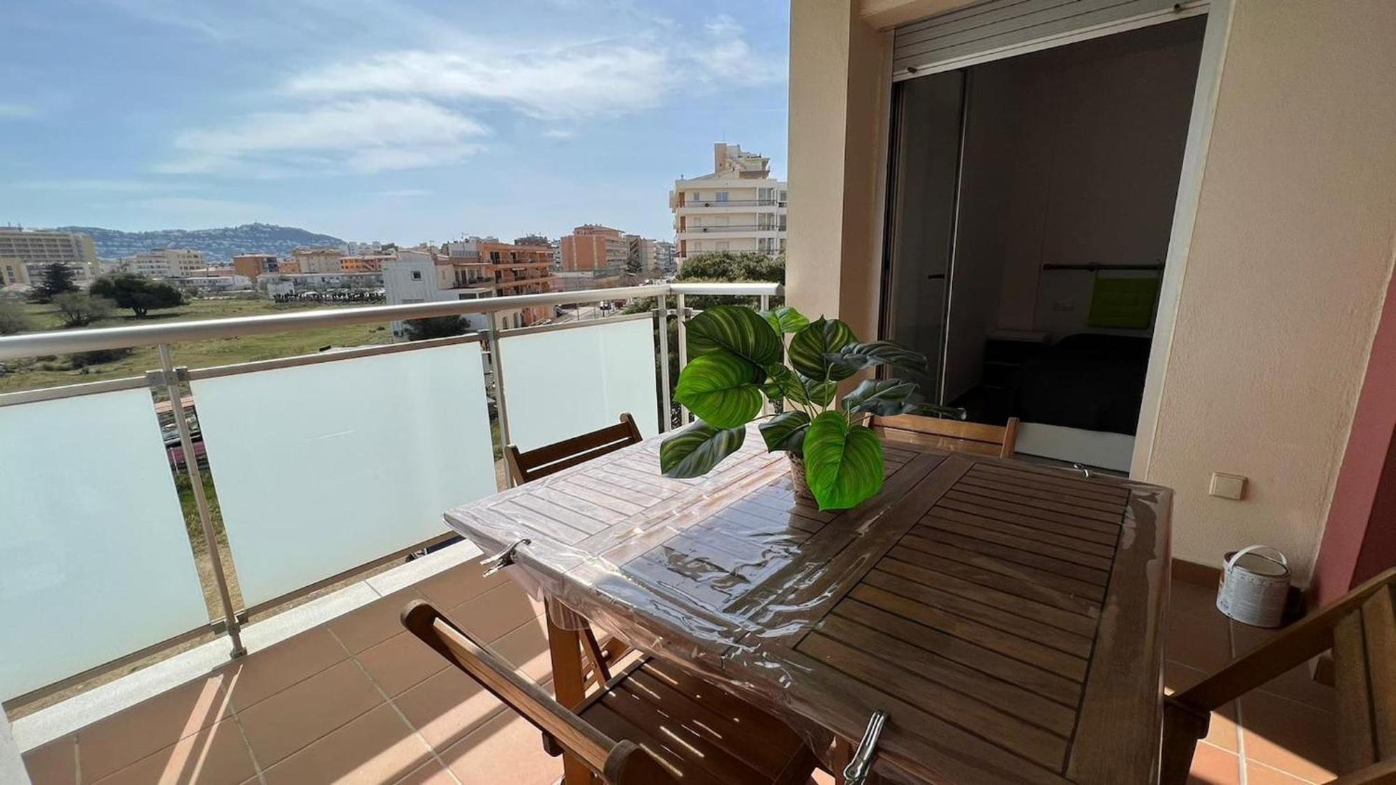 Apartamento Acogedor Con Piscina En Santa Margarita Roses Esterno foto